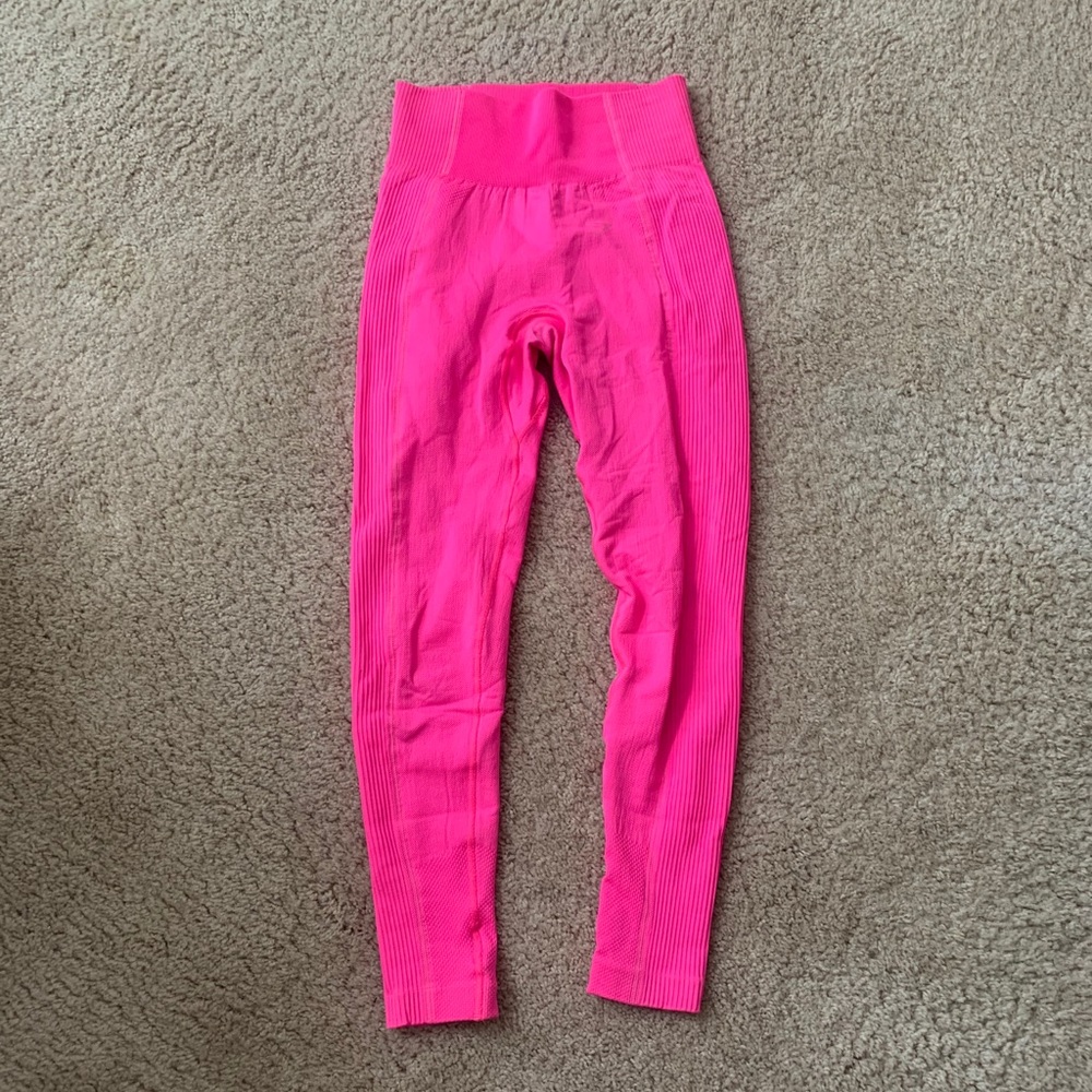 Gymshark Ultra Seamless leggings cyber pink